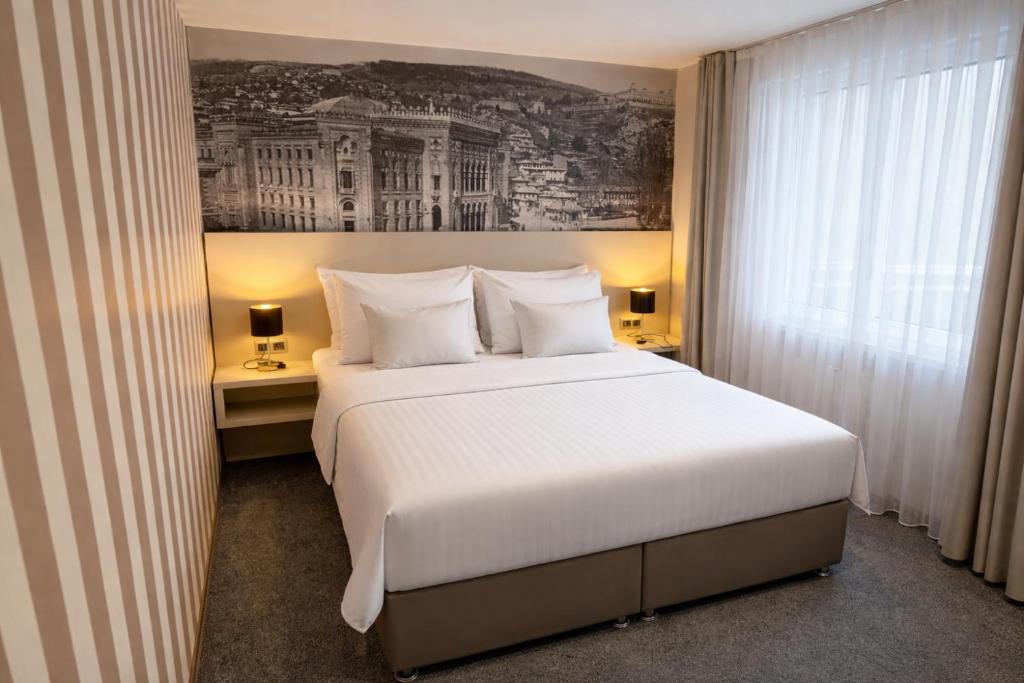 Superior Double Room with Balcony — Hotel Villa Harmony